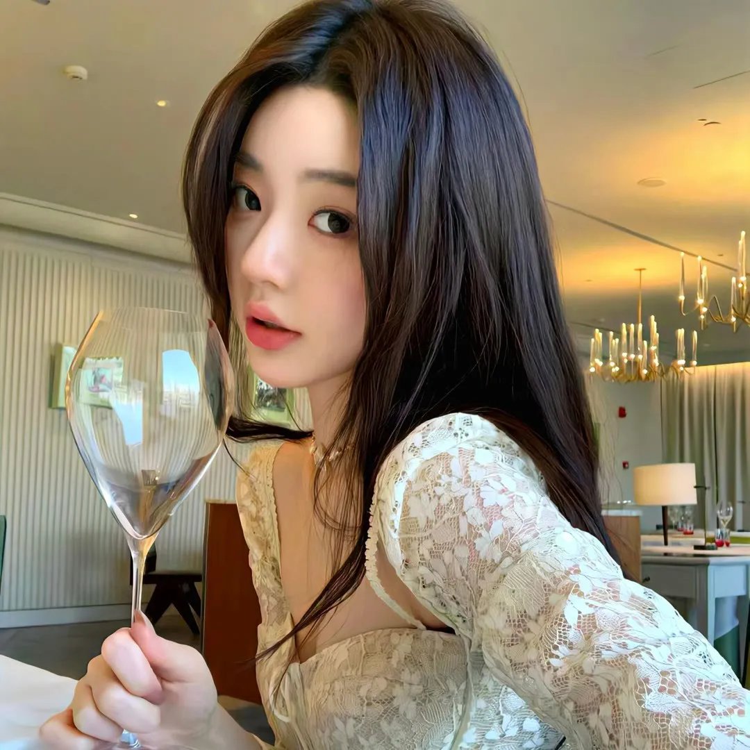 藏在婚纱里的秘密